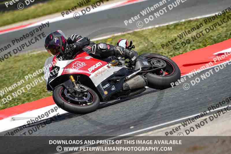 cadwell no limits trackday;cadwell park;cadwell park photographs;cadwell trackday photographs;enduro digital images;event digital images;eventdigitalimages;navarra;no limits trackdays;peter wileman photography;racing digital images;trackday digital images;trackday photos